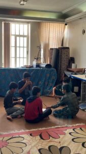 برگزاری کلاس های آموزش مهارت مهارت های زندگی در مرکز سرای امید برای کودکان%