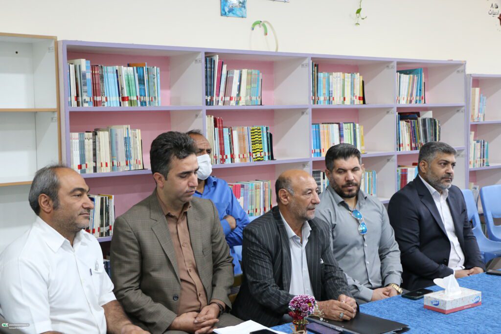 روایت تصویری از نشست بررسی وضعیت کودکان و آسیب‌های اجتماعی در کانون شماره 2 شیراز%
