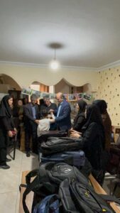 توزیع بیش از 200 بسته کامل مدرسه در میان کودکان کار و ایتام%