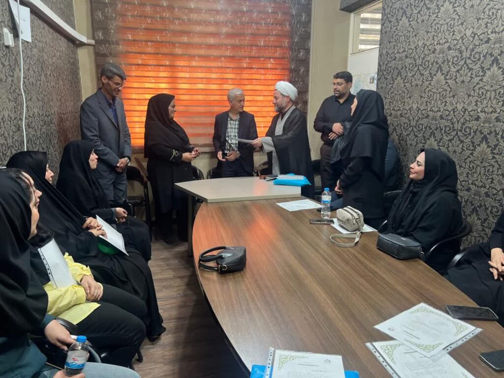 سفر استانی مسئول شتابدهنده اجتماعی کودکیار به استان خوزستان%