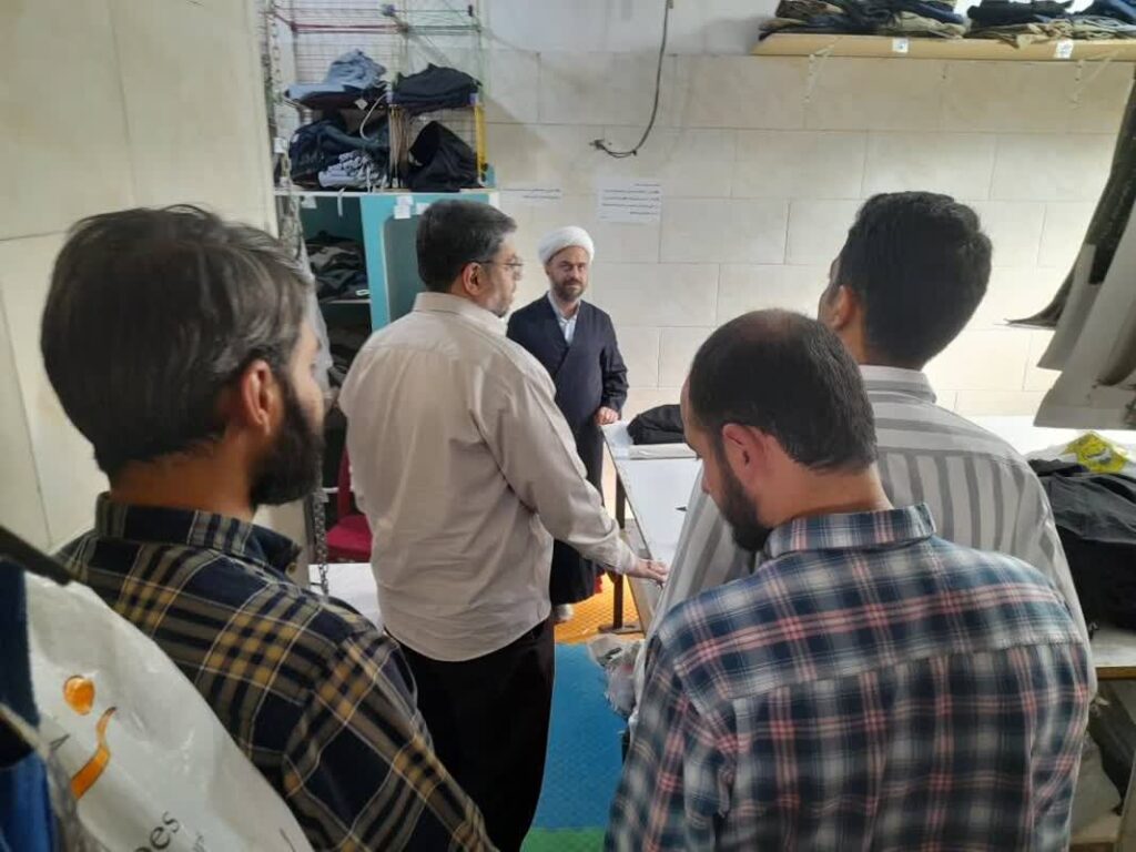 بازدید مسئولان شتابدهنده اجتماعی کودکیاران ایران از انجمن حمایت از کودکان چتر نیلی اصفهان%