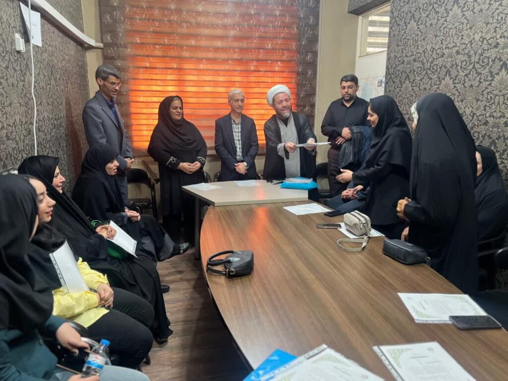 سفر استانی مسئول شتابدهنده اجتماعی کودکیار به استان خوزستان%