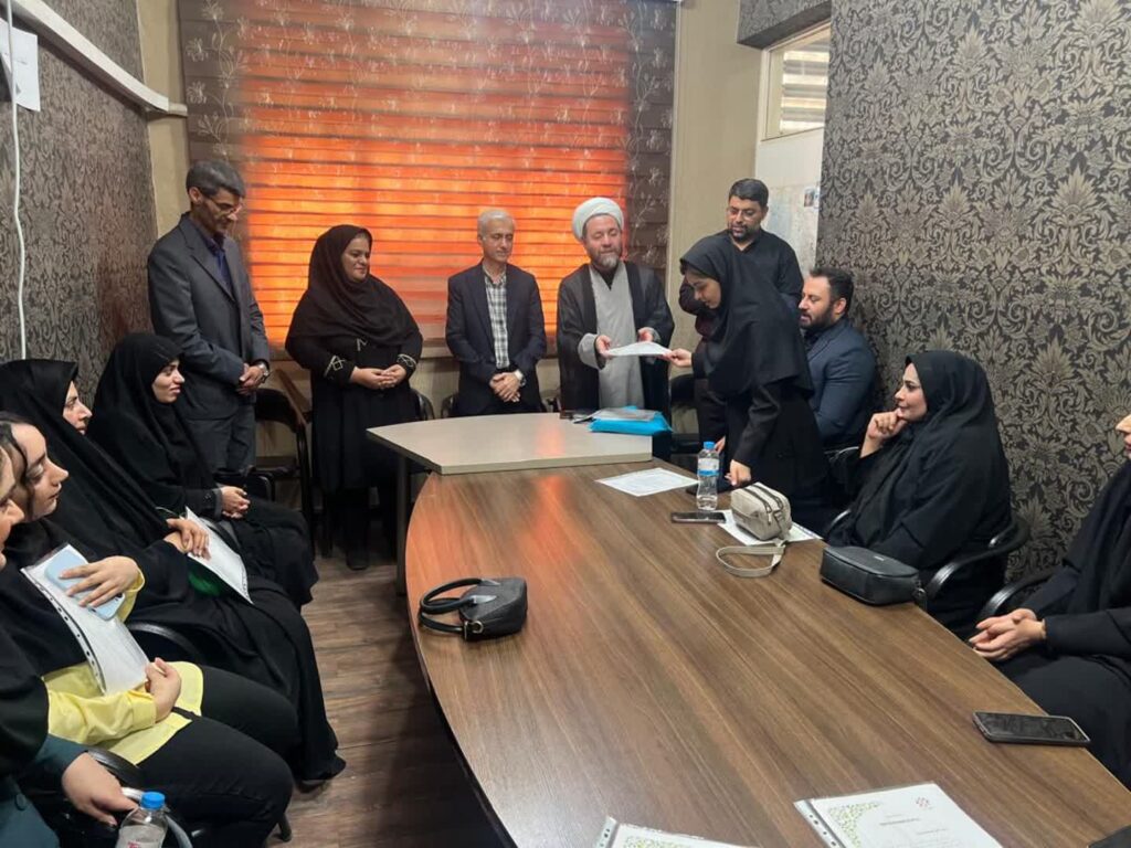 سفر استانی مسئول شتابدهنده اجتماعی کودکیار به استان خوزستان%