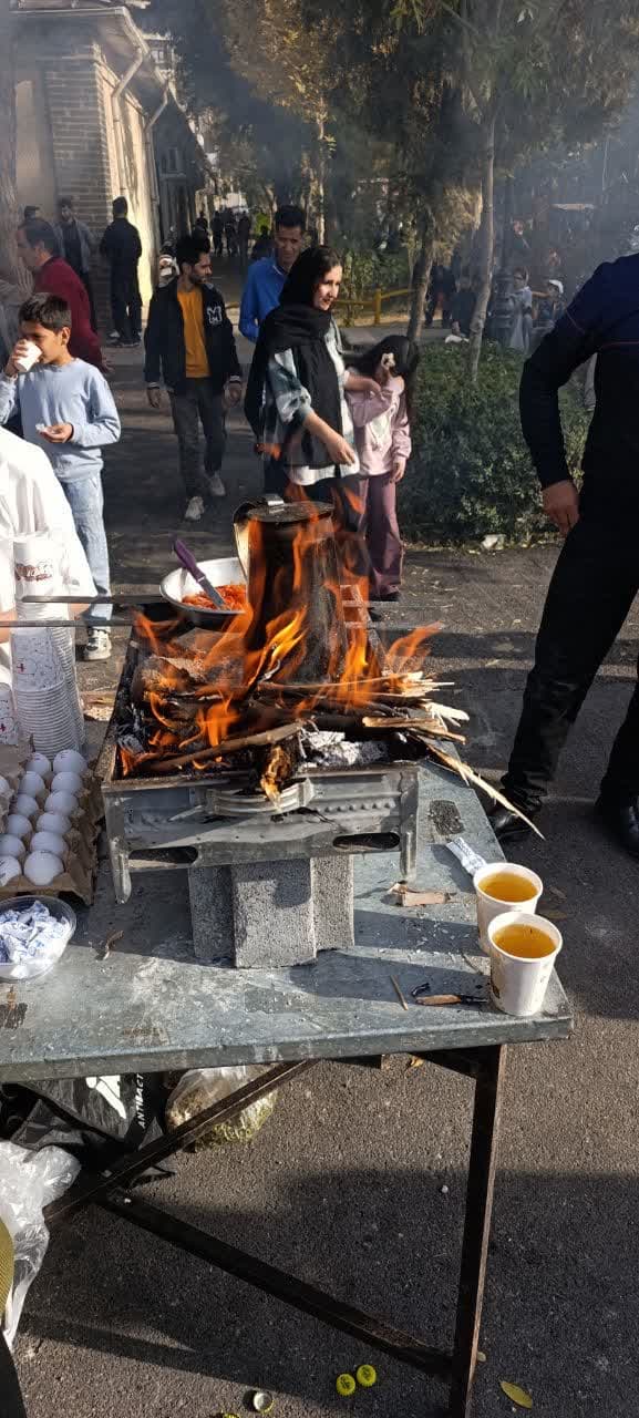 چند رسانهای%