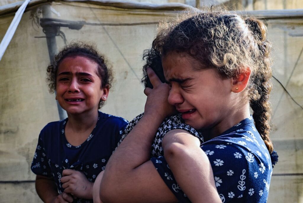 جنگ دوران کودکی را از کودکان غزه ربود/۴ هزار طفل نیاز به انتقال به خارج دارند