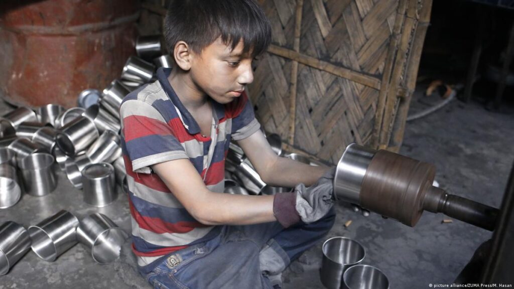 کمک های هدفمند به کودکان در شرایط کار؛ چرا روش کمک مهم تر از میزان آن است؟%