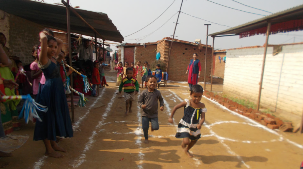 مدل‌های موفق حمایت پایدار از کودکان در شرایط کار%