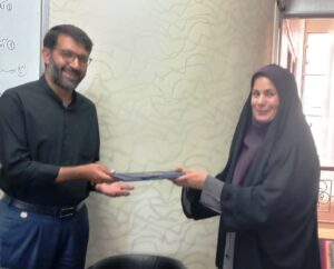 تجلیل شتابدهنده اجتماعی کودکیار از تلاش ارزنده مسئول سابق کودکیار فارس%