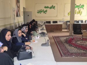 گامی استوار در مسیر حمایت از کودکان کار؛ کارگاه آموزش کودکیاران در شهرستان میناب%