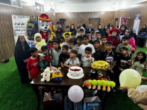 جشن کودکان کار در هرمزگان؛ لبخندهایی برای ساختن خاطرات شیرین%