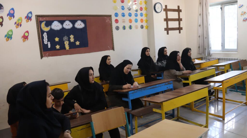 برگزاری دوره تخصصی مواجهه با کودک آسیبدیده اجتماعی در شهرکرد%