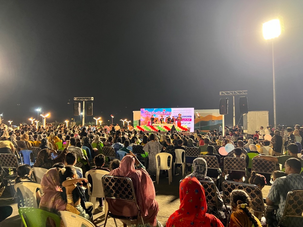 جشن بزرگ روز جهانی کودک در بندرعباس؛ لبخند کودکان کار در آغوش طبیعت%